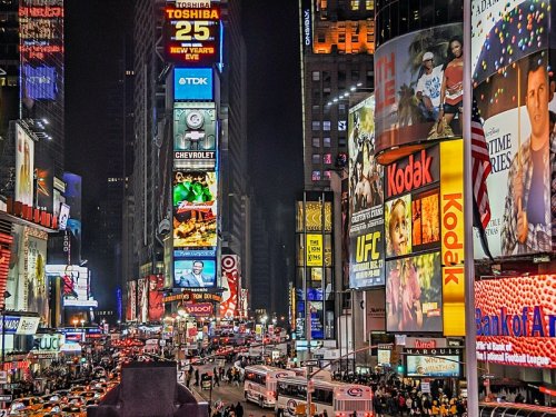 HW Security installe écrans publicitaires