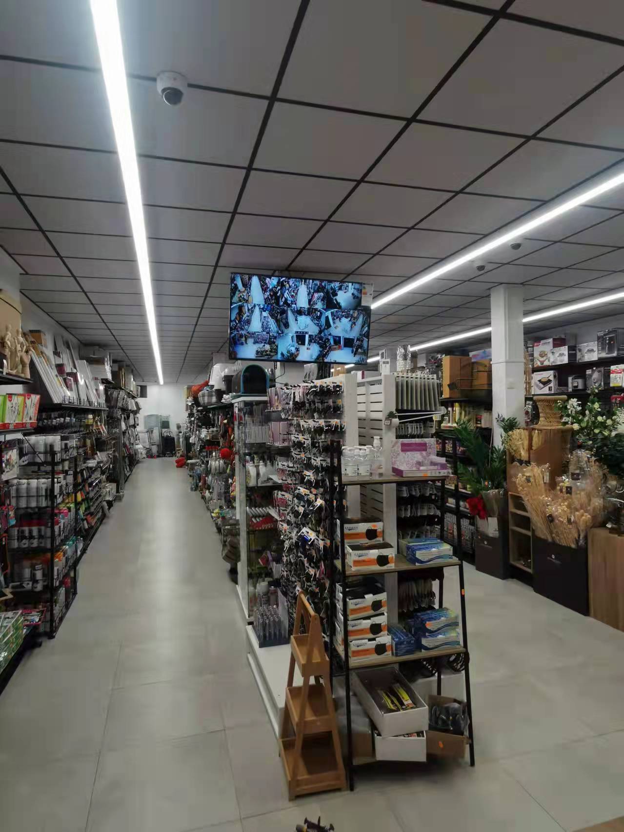 Installation d'un système de vidéo surveillance supermarché